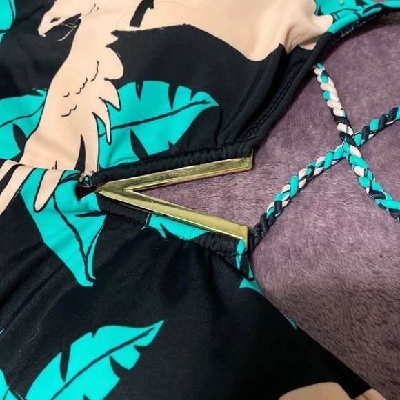 Swim suit one piece tropical - Picture 3 of 4